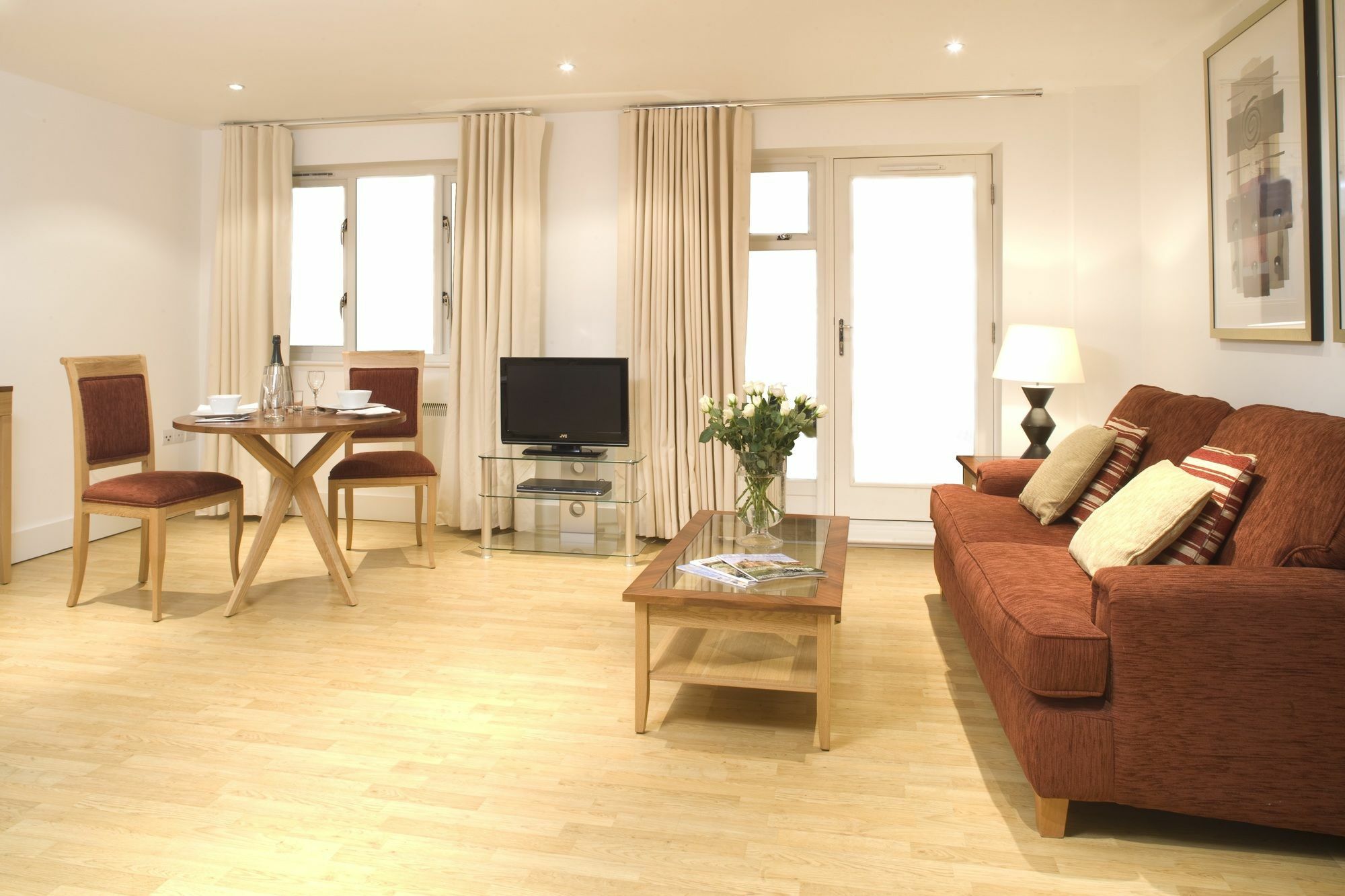 Marlin Apartments Commercial Road - Limehouse London Exteriör bild
